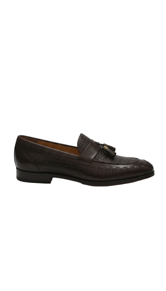 Premium Textured Leather Dress Loafers Featuring Woven Pattern & Tassels