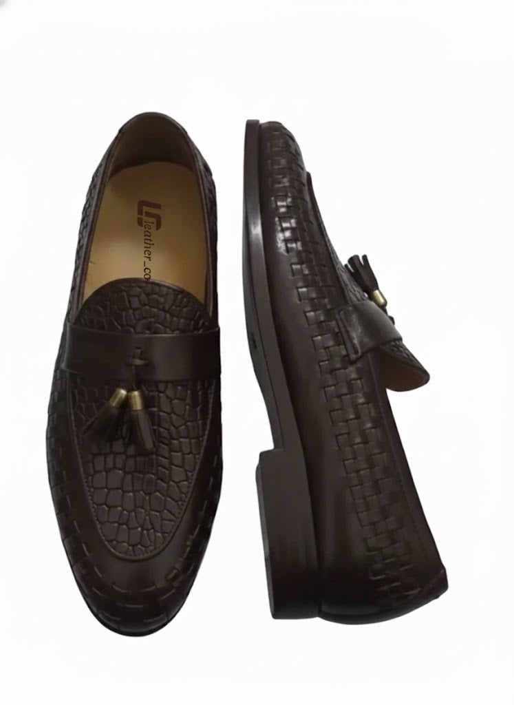 Premium Textured Leather Dress Loafers Featuring Woven Pattern & Tassels